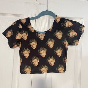Vintage & rare OMIGHTY young Leo Leonardo DiCaprio cropped shirt size small
